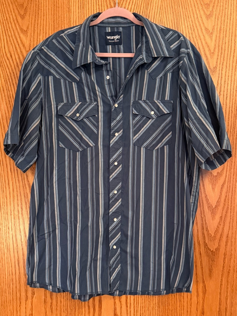Wrangler Short-Sleeve Navy and Light-Blue Striped Button-Down Shirt